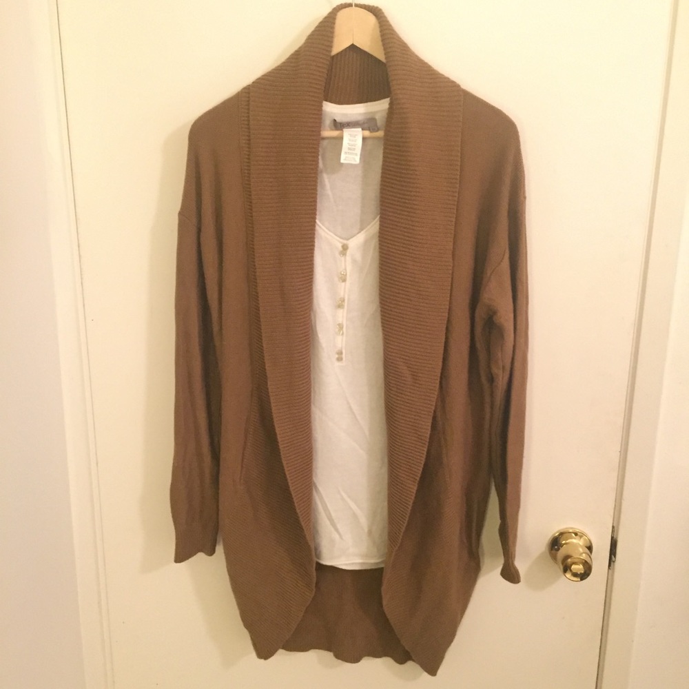 Cardigan Sweater 💛 SOLD!