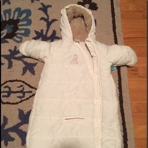 Carters 0-3 months zip up snow suit!