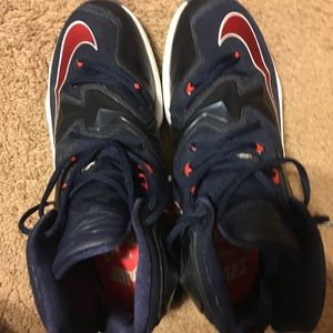 lebron 13! worn once!