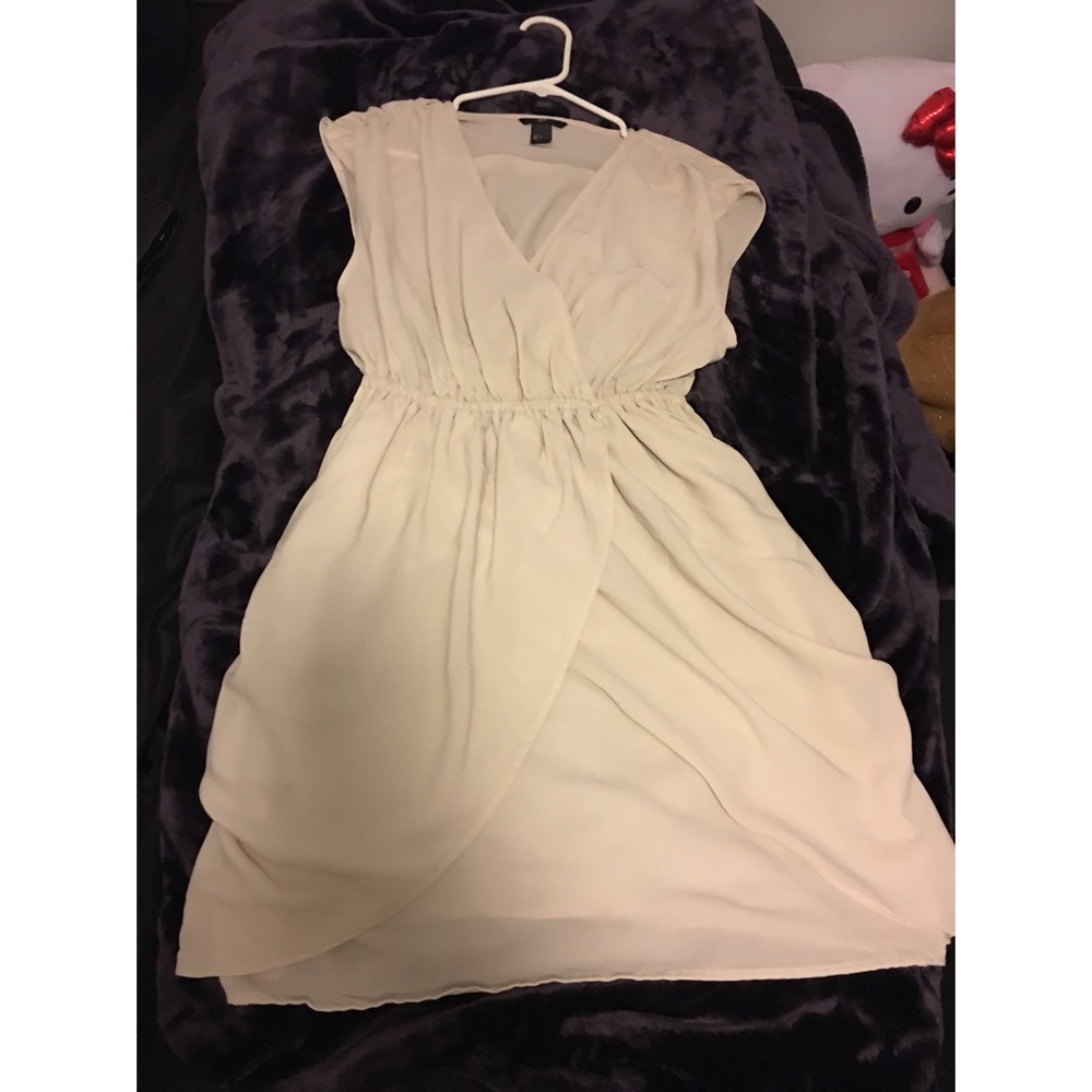 Pretty beige dress
