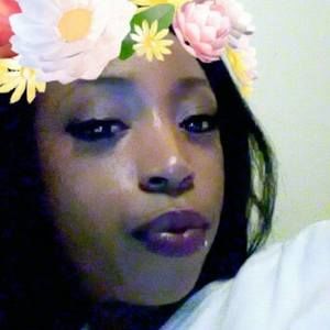 Meet your Posher, La tasha