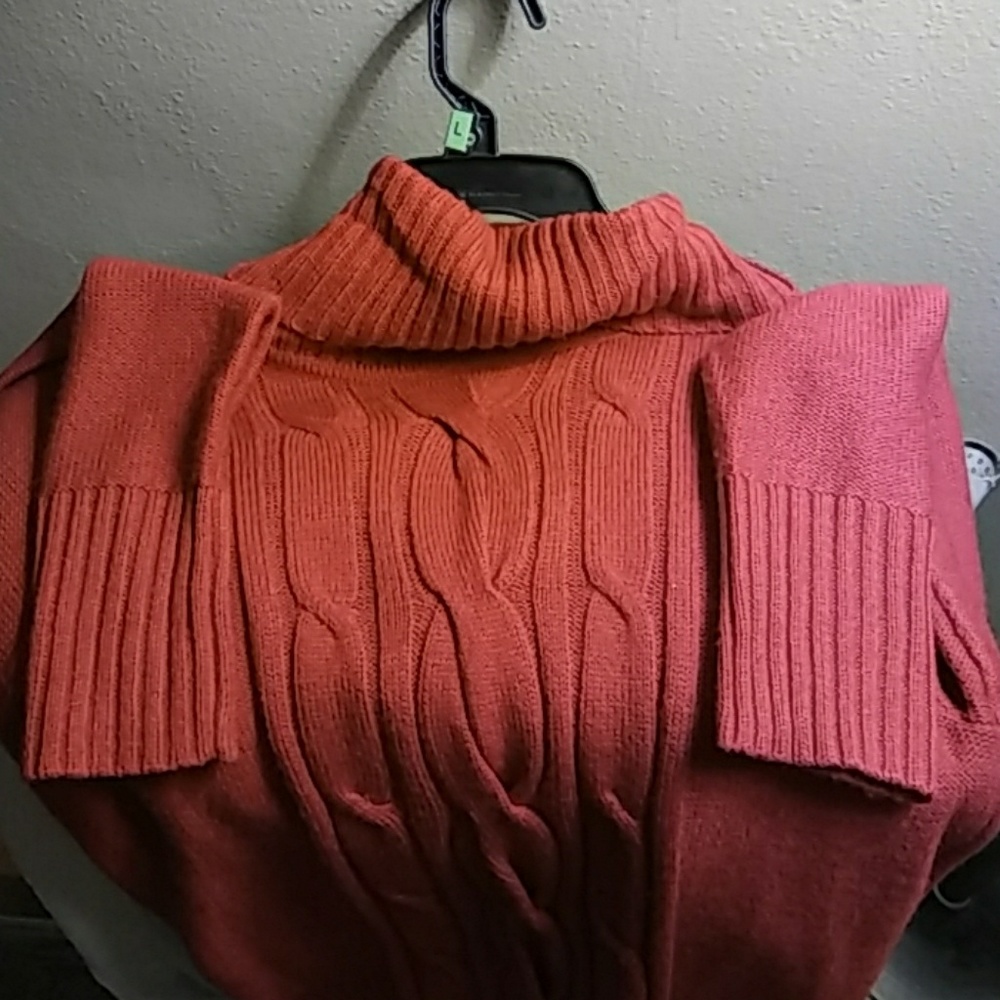 Sweater - Picture 2 of 2