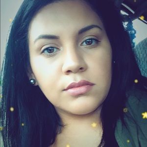 Meet your Posher, Brenda