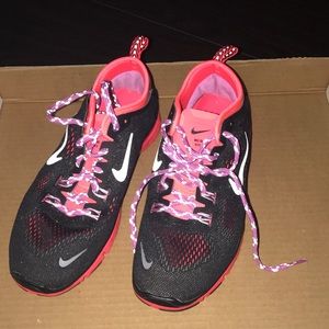 Nike free runs trifit