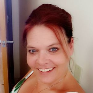 Meet your Posher, Genevieve