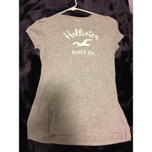 Hollister t-shirt