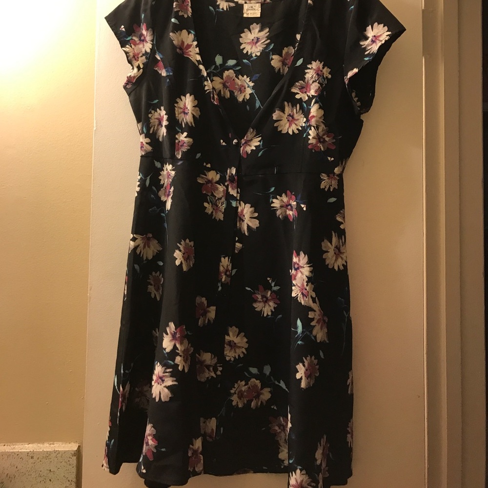 Black and pink floral lose fitted dress