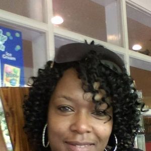 Meet your Posher, Tina