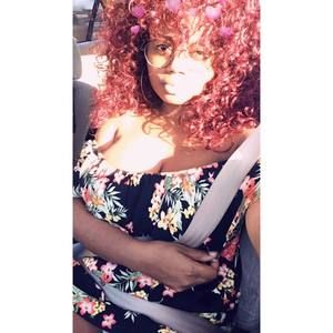 Meet your Posher, Crystal