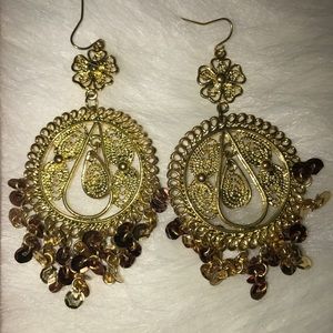 Gold dangley earrings
