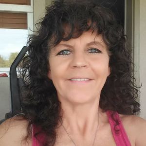 Meet your Posher, Jaynie