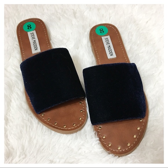 Steve Madden Shoes - NWOB Steve Madden Michelle Sandals - Navy Velvet