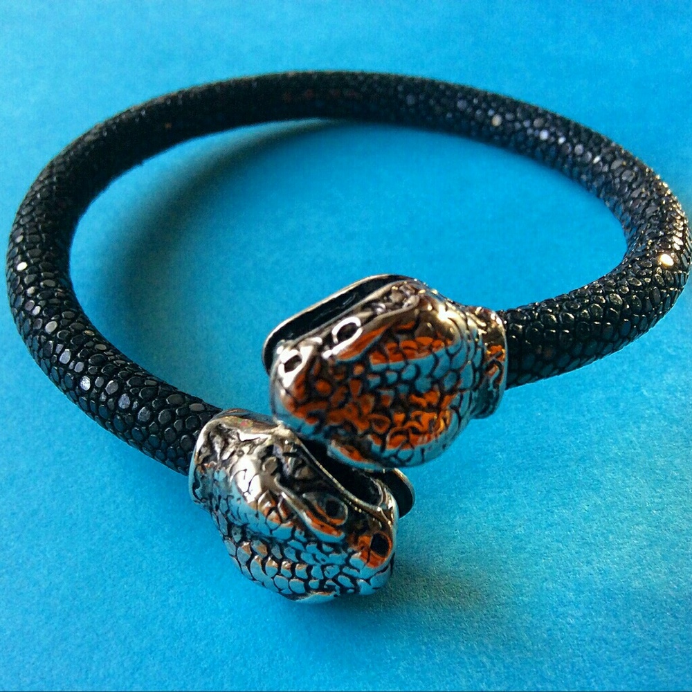 👑Genuine Stingray skin bracelet👆