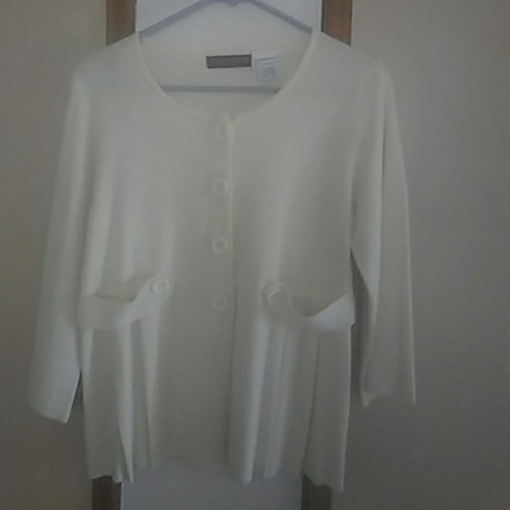 Top/Sweater - Picture 2 of 3