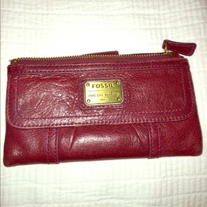 Fossil clutch wallet