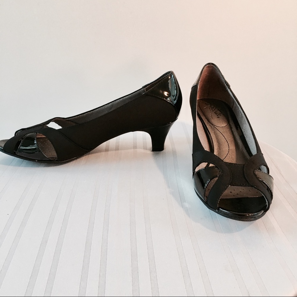 🎉SALE‼️Lifestride Soft System Black 2" heel