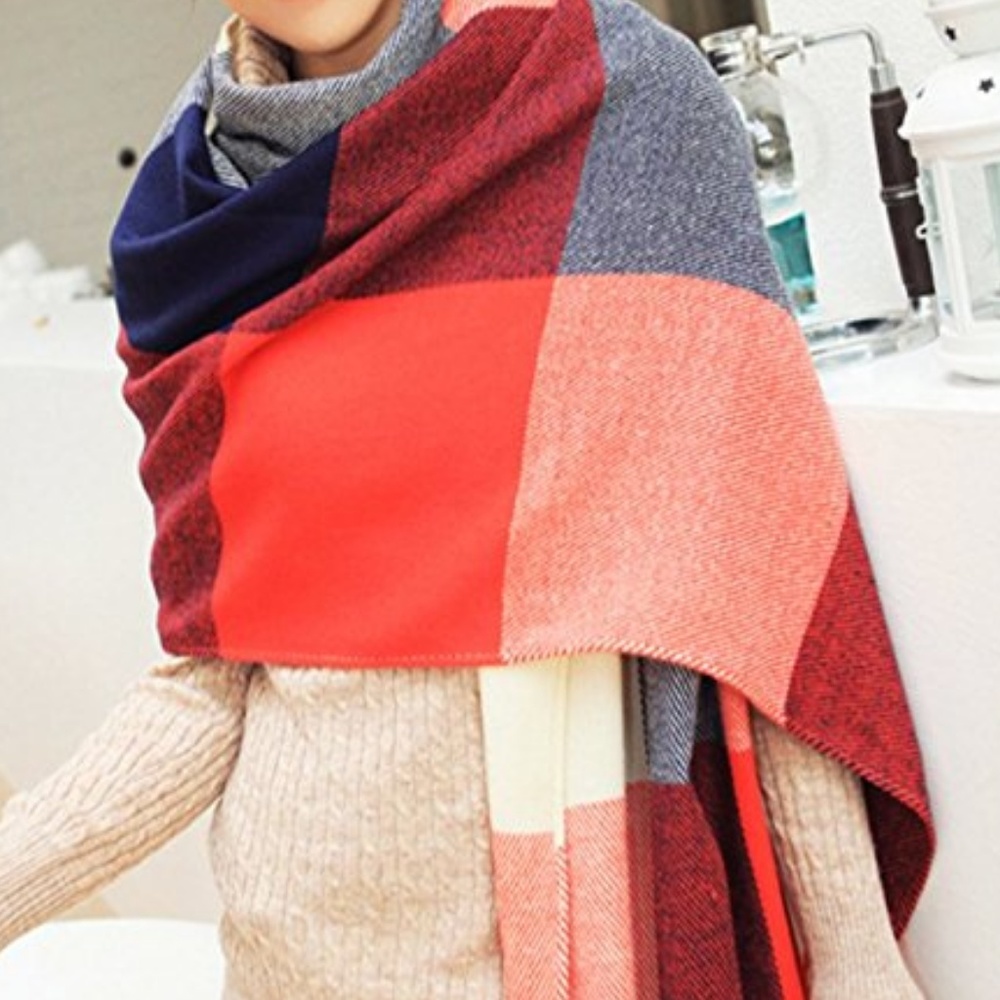 HOST PICK!! NWT! COZY BEAUTIFUL SCARF! ❤️ - Picture 2 of 5