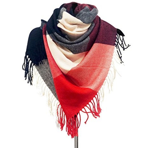 HOST PICK!! NWT! COZY BEAUTIFUL SCARF! ❤️ - Picture 4 of 5