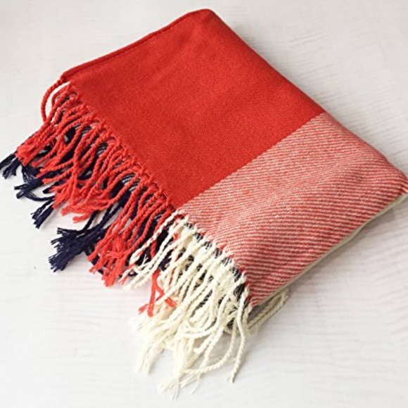 HOST PICK!! NWT! COZY BEAUTIFUL SCARF! ❤️ - Picture 5 of 5