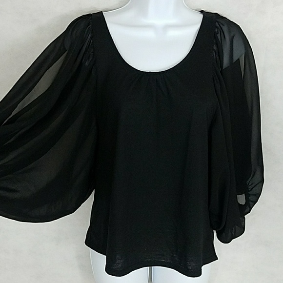 Cold shoulder sheer sleeved blouse by Xhilaration - Picture 4 of 8