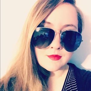 Meet your Posher, Grace