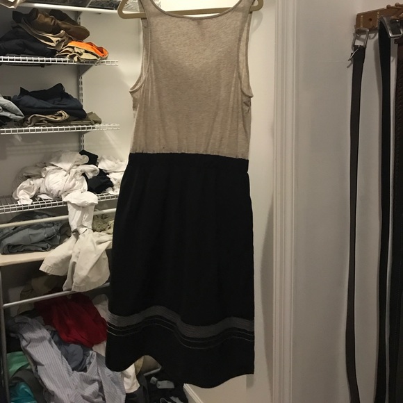 One September Dress EUC SMALL - Picture 2 of 3