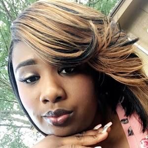 Meet your Posher, Cecile