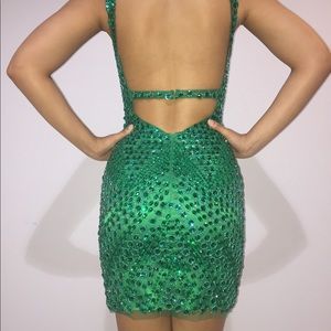 Emerald Green Sherri Hill cocktail dress size 2