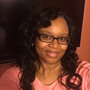 Meet your Posher, Regina