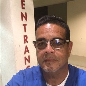 Meet your Posher, Carlos