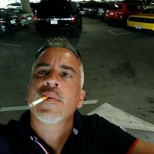 Meet your Posher, Thomas