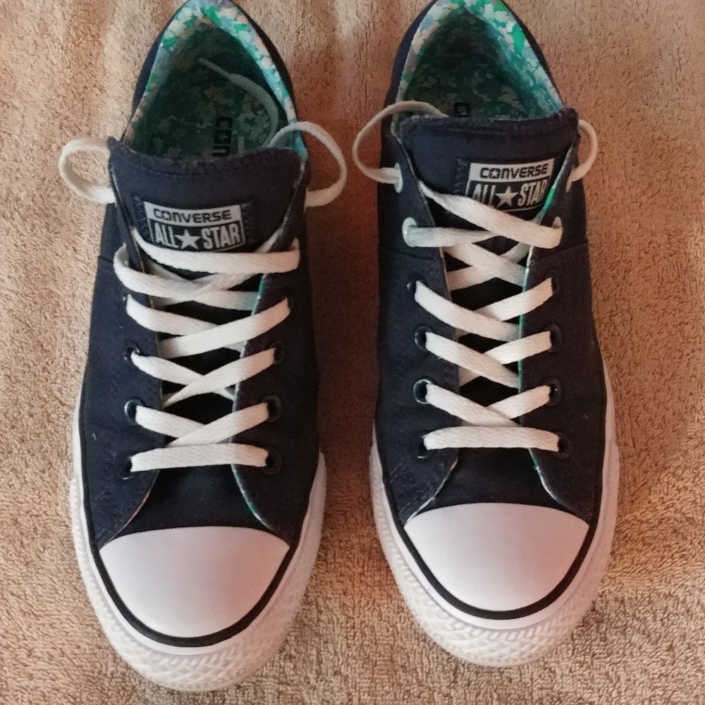 Converse all stars