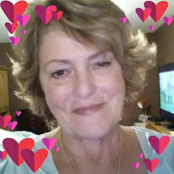 Meet your Posher, Kathy - Picture 1 of 1