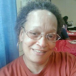 Meet your Posher, Hanessa