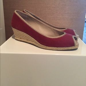 Red espadrilles wedges