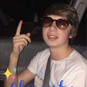 Meet your Posher, Christian