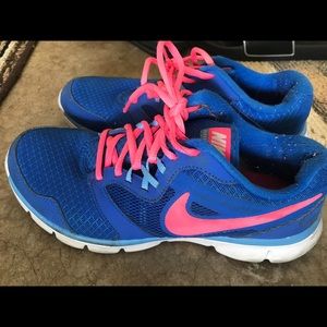 Nike flex in excellent new condition