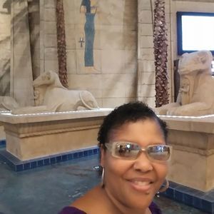 Meet your Posher, Sheila