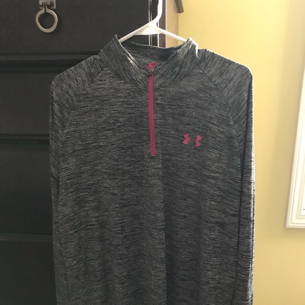 Women’s XL Under Armour long sleeve