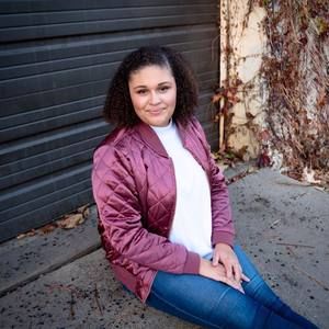 Meet your Posher, Tessa