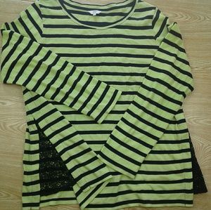 Crown & Ivy light lime green sweater. XL