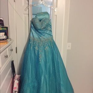 Turquoise prom dress