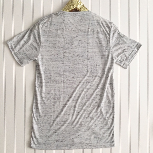 I'm A Cool Mom Graphic Tee - Picture 3 of 3