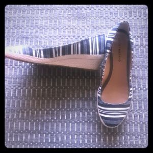 Lucky brand navy striped wedges size 10 Lucky brand navy striped wedges size 10