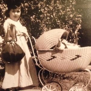 Meet your Posher, Deborah