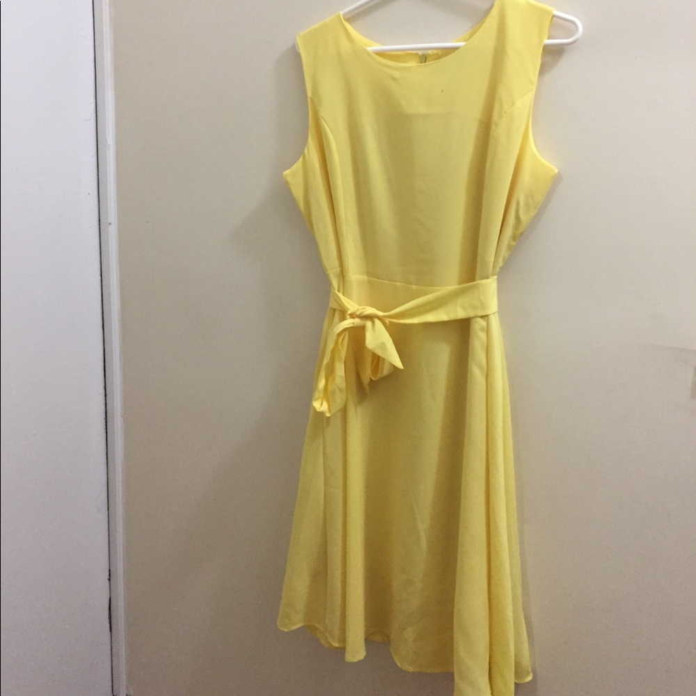 Yellow dress