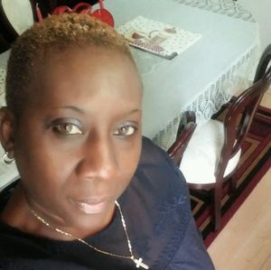 Meet your Posher, Vanessa