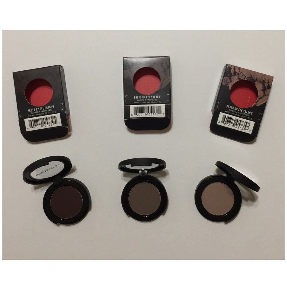 THREE Smashbox Photo Op Eye Shadows - Picture 2 of 4
