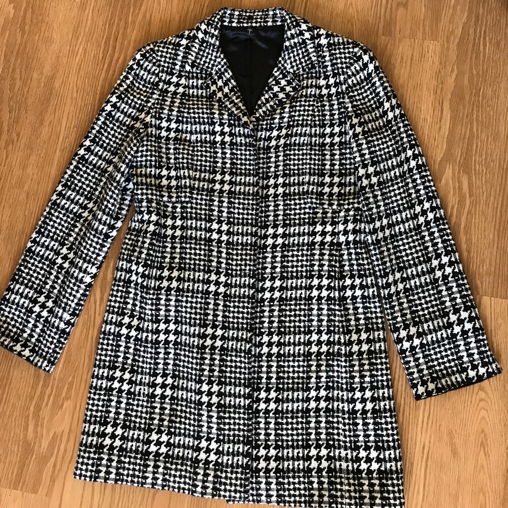 Tahari Houndstooth Jacket