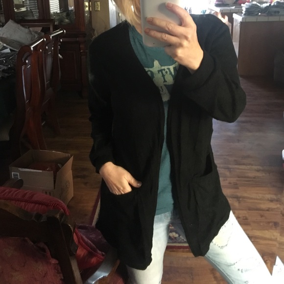 Last one! Cozy Cashmere Wool Cardigan - Picture 2 of 3